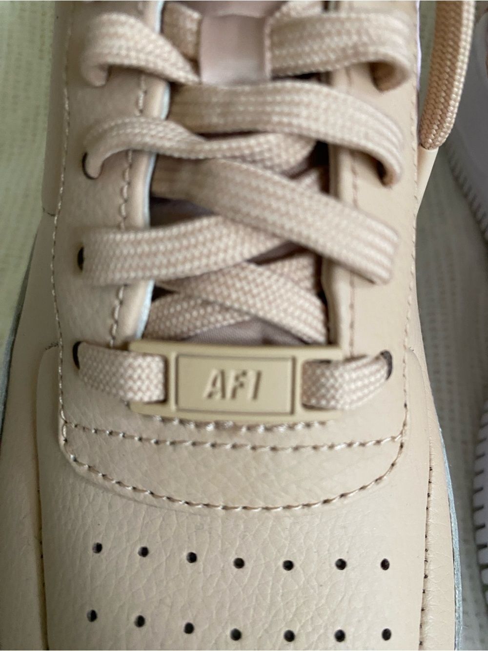 Nike Women's Air Force 1’s Beige Sneakers with Pink Midsole Accent - Picture 6 of 8